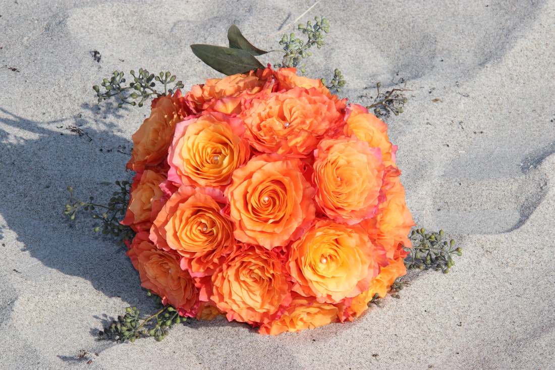 Surfside Florist Cocoa Beach Cocoa Beach Weddings Beach Weddings In Florida By Dave And Sherri One Stop Shop Beach Wedding Planners For Your Cocoa Beach Wedding